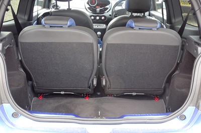 Lot 100 - 2011 Renault Twingo RS Gordini series