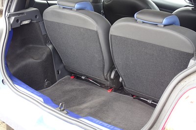 Lot 100 - 2011 Renault Twingo RS Gordini series