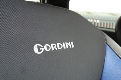 Lot 100 - 2011 Renault Twingo RS Gordini series