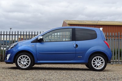 Lot 100 - 2011 Renault Twingo RS Gordini series