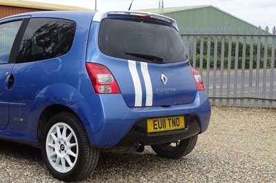 Lot 100 - 2011 Renault Twingo RS Gordini series