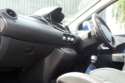 Lot 100 - 2011 Renault Twingo RS Gordini series