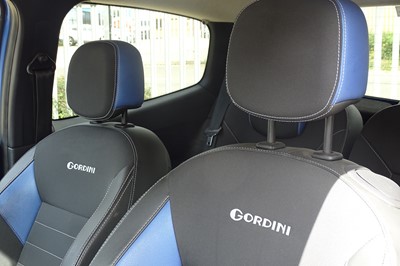 Lot 100 - 2011 Renault Twingo RS Gordini series