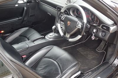 Lot 111 - 2005 Porsche 911 Carrera 4S