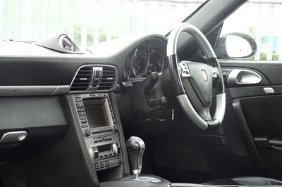 Lot 111 - 2005 Porsche 911 Carrera 4S