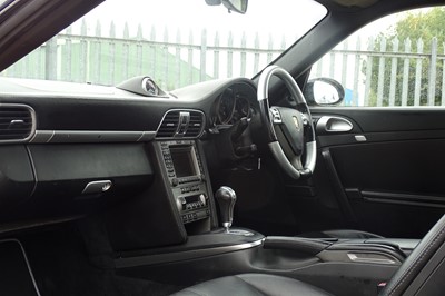 Lot 111 - 2005 Porsche 911 Carrera 4S