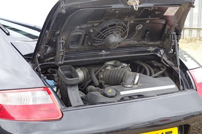 Lot 111 - 2005 Porsche 911 Carrera 4S