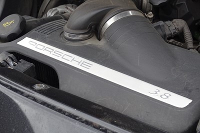 Lot 111 - 2005 Porsche 911 Carrera 4S