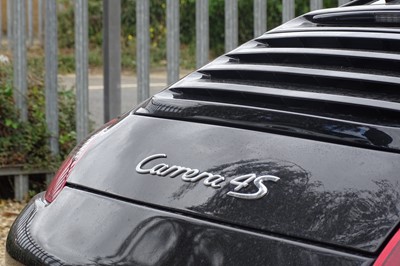 Lot 111 - 2005 Porsche 911 Carrera 4S