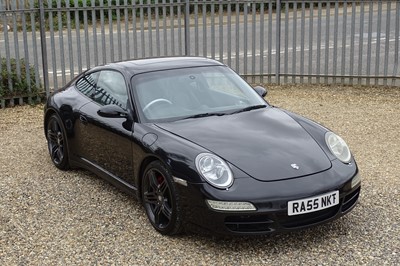 Lot 111 - 2005 Porsche 911 Carrera 4S
