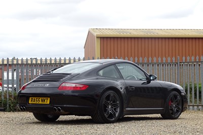 Lot 111 - 2005 Porsche 911 Carrera 4S