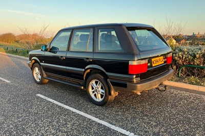 Lot 99 - 2000 Range Rover Vogue 4.6