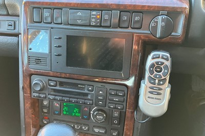 Lot 99 - 2000 Range Rover Vogue 4.6