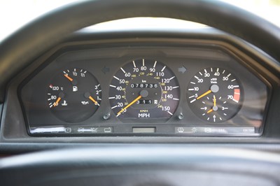 Lot 59 - 1993 Mercedes-Benz E220 Saloon