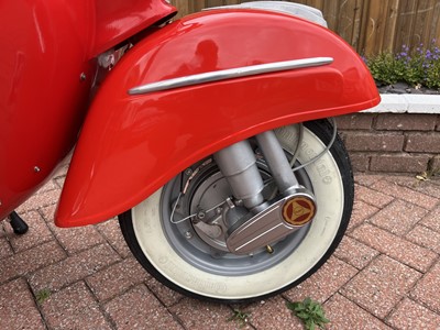 Lot 142 - 1967 Vespa SS180 Super Sport