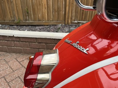 Lot 142 - 1967 Vespa SS180 Super Sport