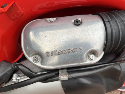 Lot 142 - 1967 Vespa SS180 Super Sport