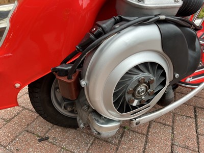 Lot 142 - 1967 Vespa SS180 Super Sport