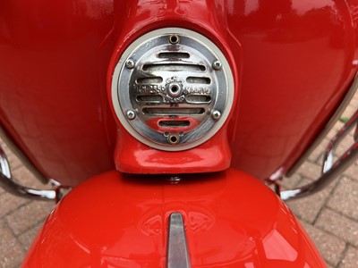 Lot 142 - 1967 Vespa SS180 Super Sport