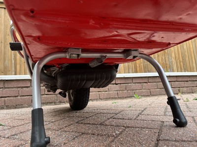 Lot 142 - 1967 Vespa SS180 Super Sport