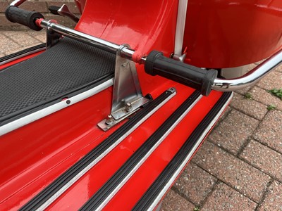 Lot 142 - 1967 Vespa SS180 Super Sport