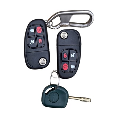 Lot 49 - 2007 Jaguar Super V8 Sovereign