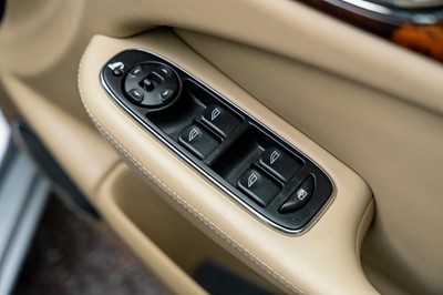 Lot 49 - 2007 Jaguar Super V8 Sovereign