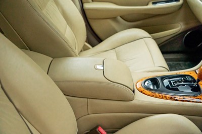 Lot 49 - 2007 Jaguar Super V8 Sovereign