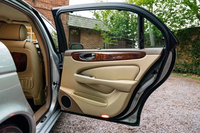 Lot 49 - 2007 Jaguar Super V8 Sovereign