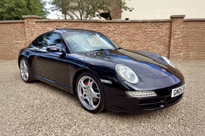 Lot 26 - 2005 Porsche 911 Carrera