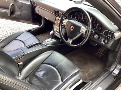 Lot 26 - 2005 Porsche 911 Carrera