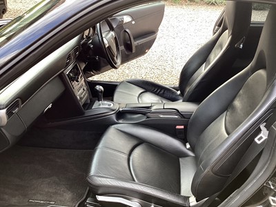 Lot 26 - 2005 Porsche 911 Carrera