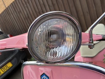 Lot 123 - 1971 Vespa (Douglas) 150 Super (125)