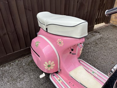 Lot 123 - 1971 Vespa (Douglas) 150 Super (125)