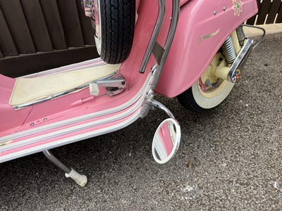 Lot 123 - 1971 Vespa (Douglas) 150 Super (125)