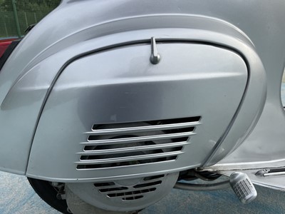 Lot 119 - 1979 Vespa Primavera 125 (Special edition)