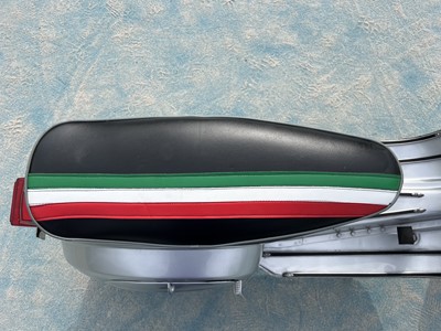 Lot 119 - 1979 Vespa Primavera 125 (Special edition)