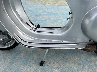 Lot 119 - 1979 Vespa Primavera 125 (Special edition)