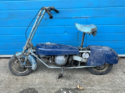 Lot 122 - 1948 Corgi Scooter