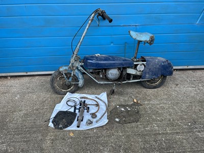 Lot 122 - 1948 Corgi Scooter