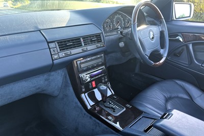 Lot 28 - 1998 Mercedes-Benz SL 320