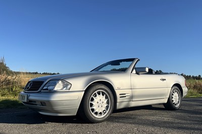 Lot 28 - 1998 Mercedes-Benz SL 320