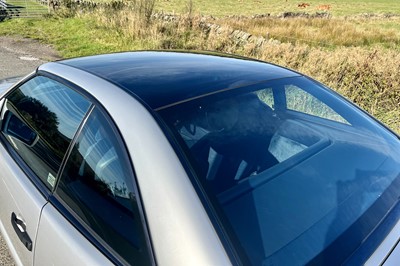 Lot 28 - 1998 Mercedes-Benz SL 320