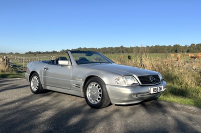 Lot 28 - 1998 Mercedes-Benz SL 320