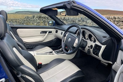 Lot 18 - 1998 Mercedes-Benz SLK 230