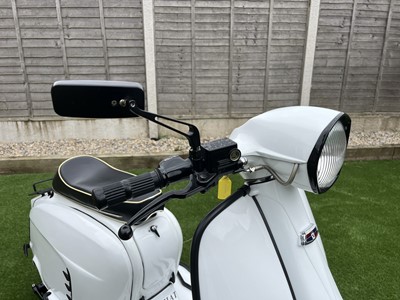 Lot 114 - 1965 Lambretta Eibar TV175 series 3