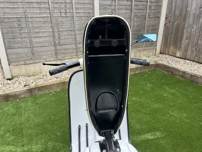 Lot 114 - 1965 Lambretta Eibar TV175 series 3