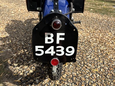 Lot 300 - 1928 Pegasus