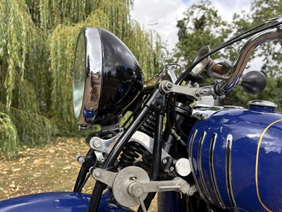 Lot 300 - 1928 Pegasus