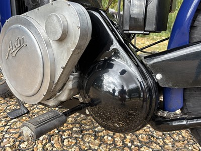 Lot 300 - 1928 Pegasus